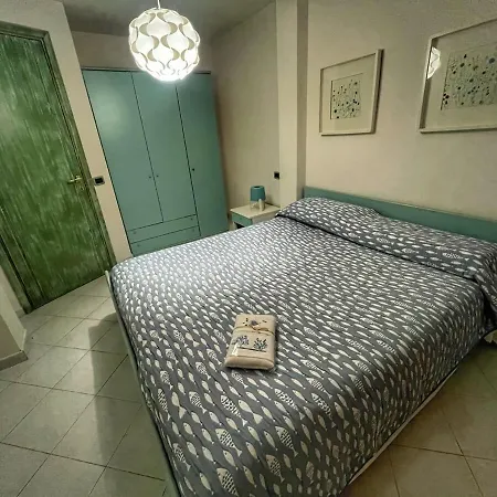 Al Mare House *