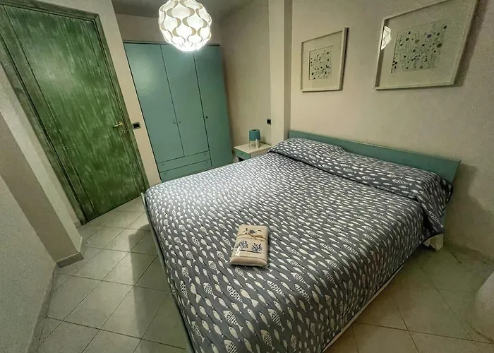 Al Mare House *